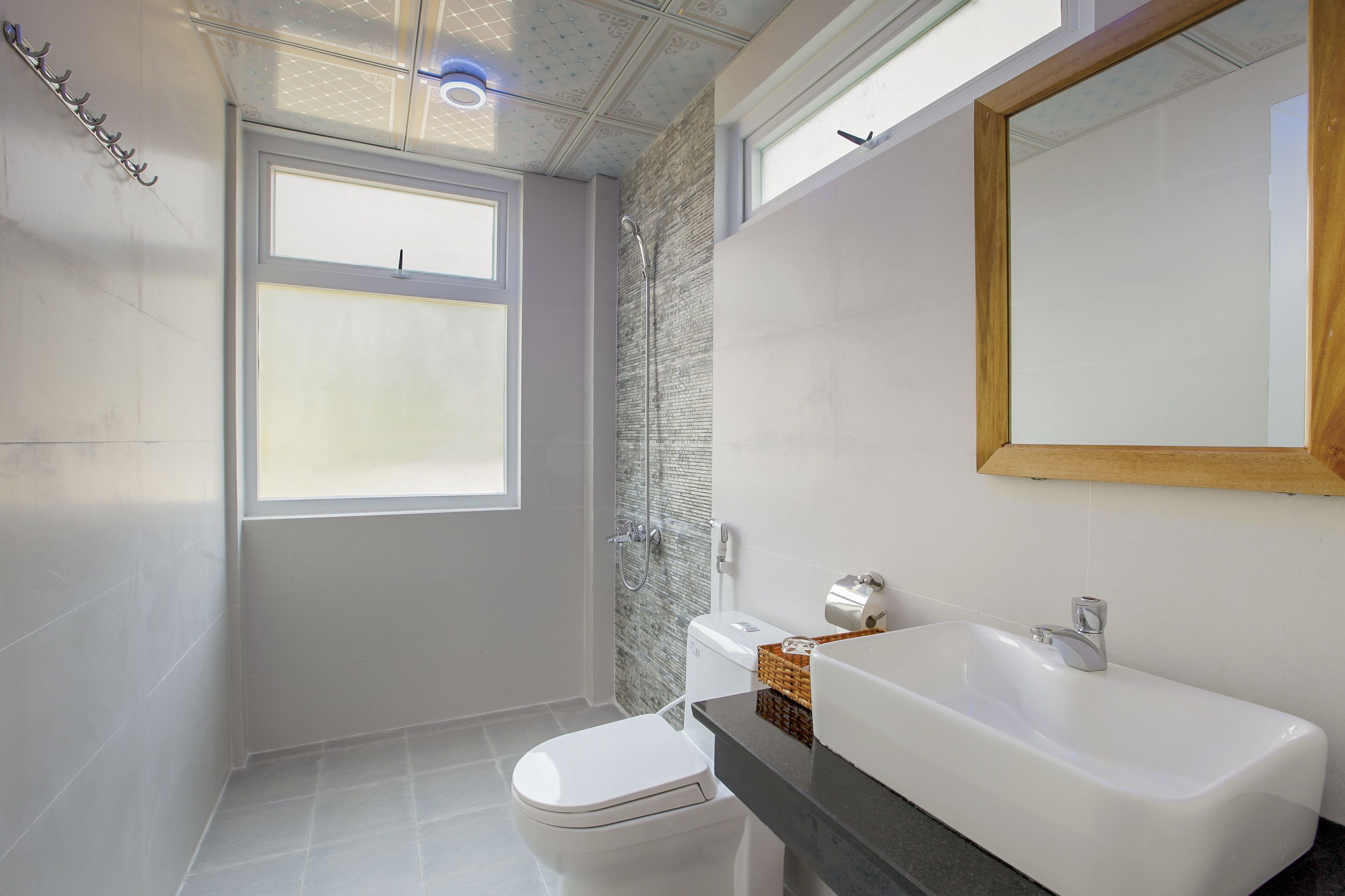 standard triple room, smoking, kitchen | bathroom | shower, designer toiletries, hair dryer, slippers