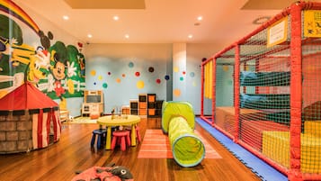 Children’s play area – indoor