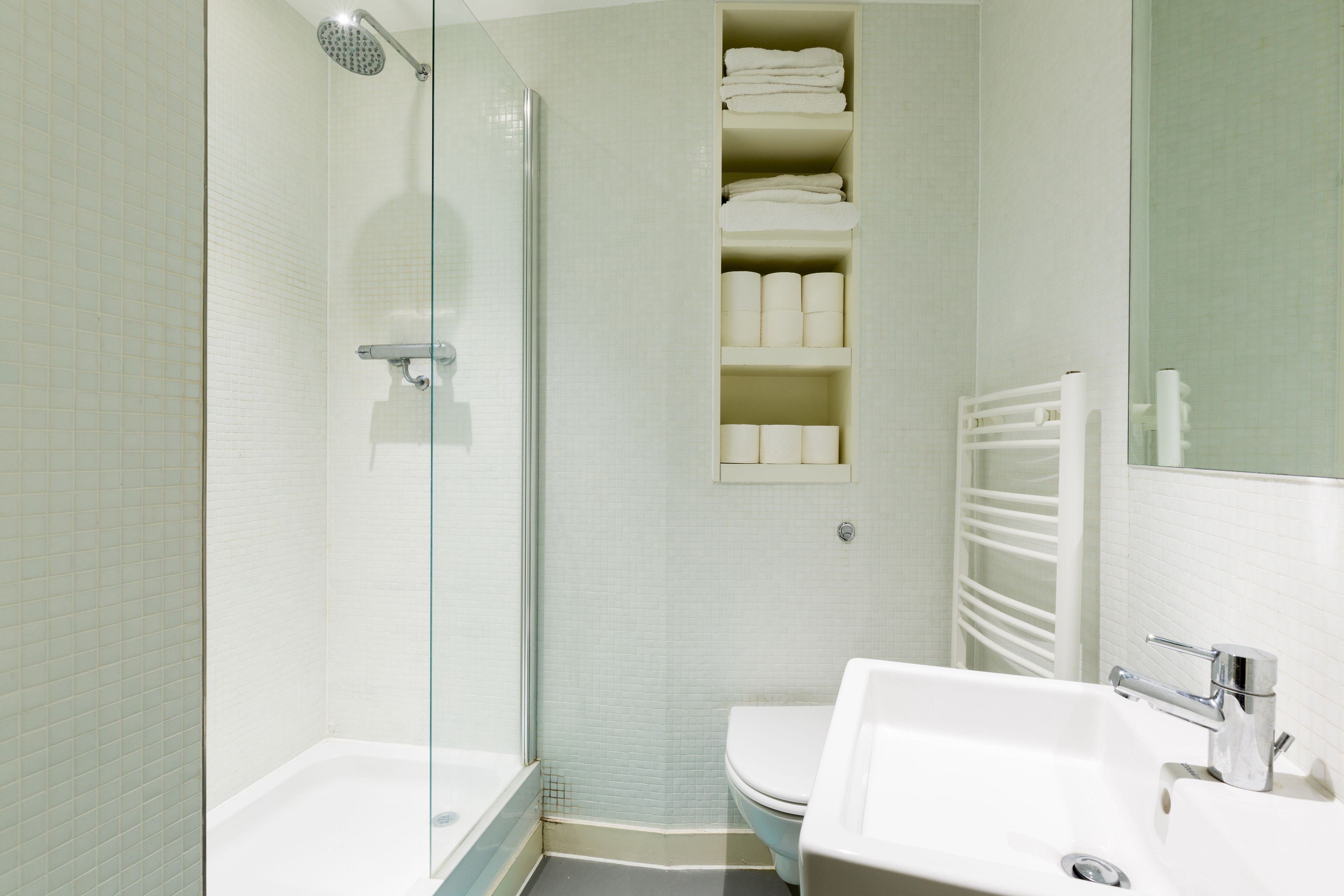 Appartement, 1 chambre | Salle de bain | Articles de toilette (gratuits), serviettes fournies