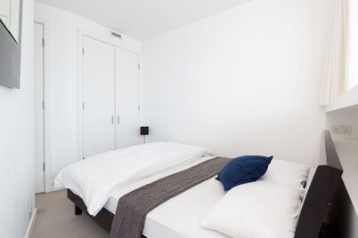 Birmingham Serviced Apartment - The Qube