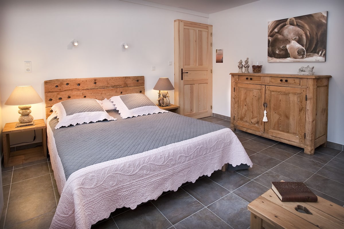 Comfort Double Room, Accessible | Individually decorated, individually furnished, blackout drapes