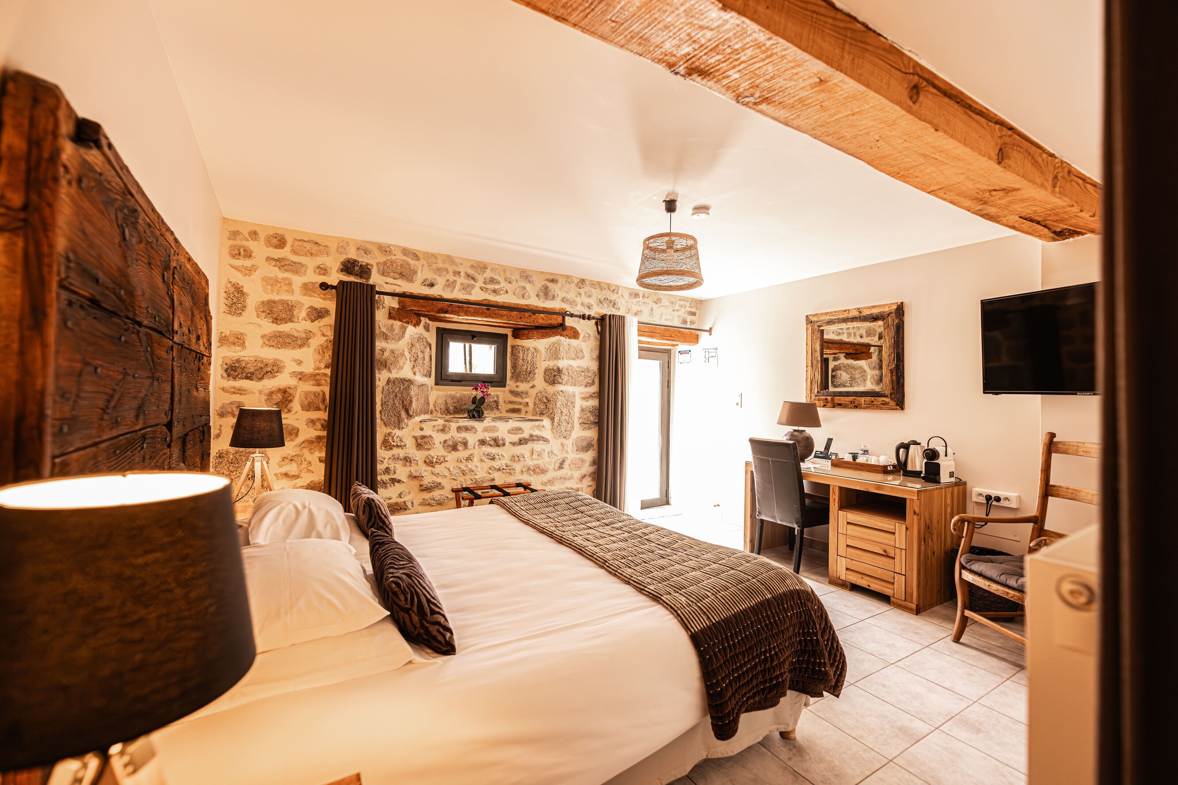 Superior Double Room | Individually decorated, individually furnished, blackout drapes