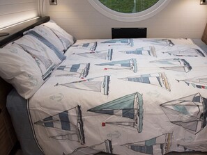 1 bedroom - Door to the Shore - Seafront Cottages (Fraserburgh)