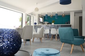 Bar (on property) - Hôtel La Voile (Bormes-Les-Mimosas)