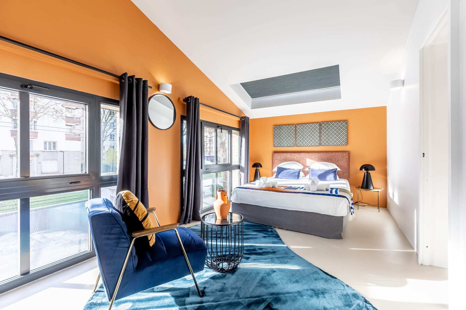 4 bedrooms, desk, iron/ironing board, free WiFi