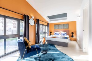 4 bedrooms, desk, iron/ironing board, free WiFi - Sweett | Brune II - Four Bedroom Apartment, Sleeps 10 (Paris)
