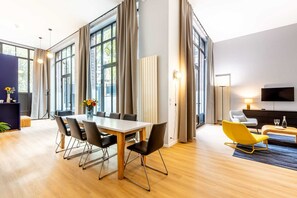 Dining - Sweett | Brune VI - Three Bedroom Apartment, Sleeps 8 (Paris)