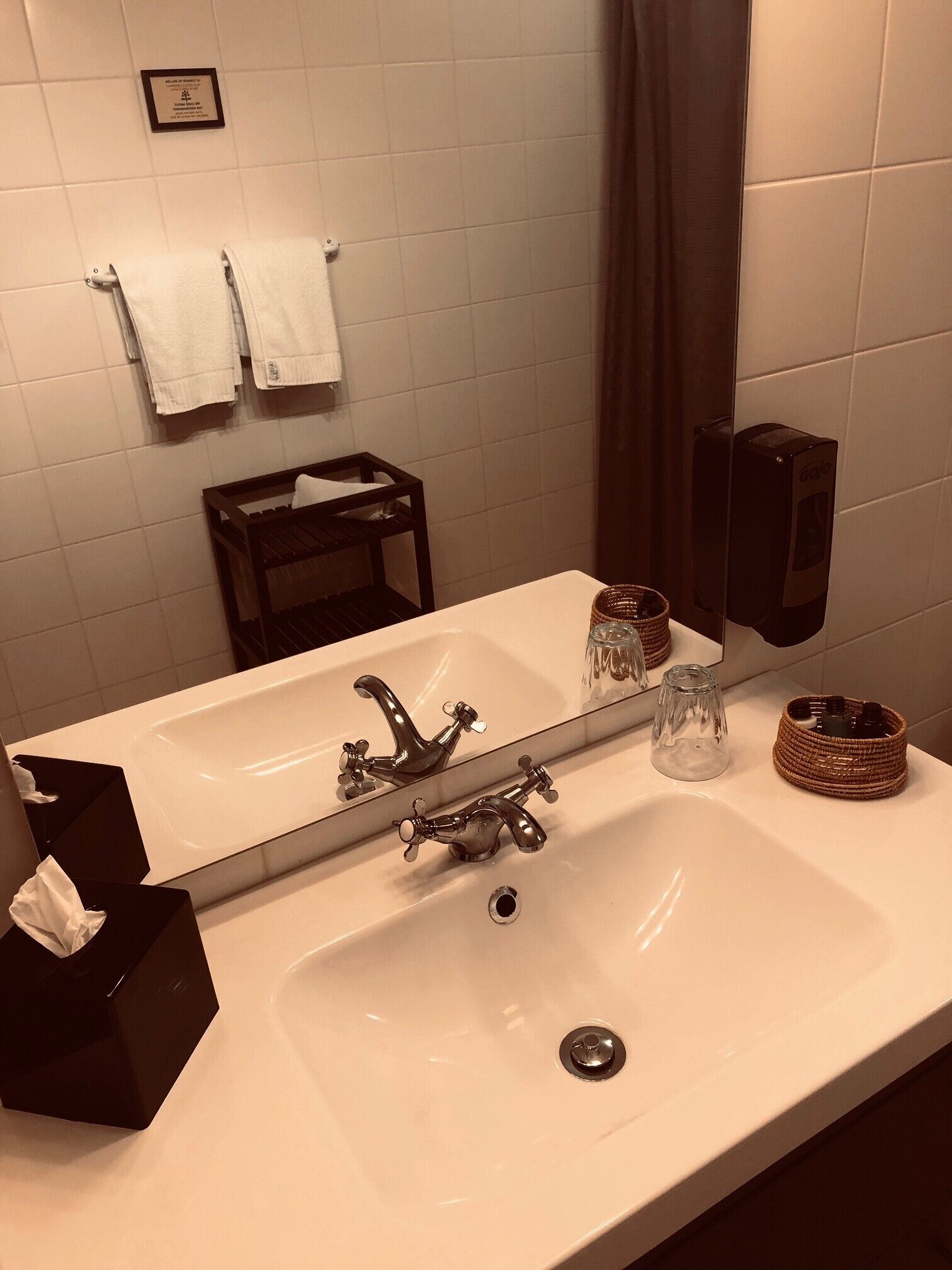 double room | bathroom | shower, free toiletries, hair dryer, towels