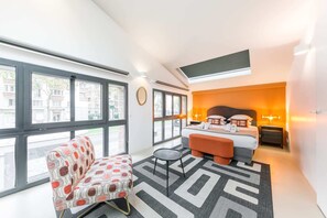 2 室のベッドルーム、アイロン / アイロン台、WiFi (無料)、ベッドシーツ