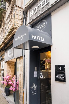 Front of property - Hôtel Le Bretagne (Vannes)