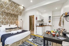 Iron/ironing board, free WiFi, bed sheets - Sweett | Aboukir II - Studio Apartment, Sleeps 2 (Paris)