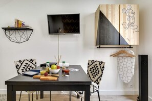 Dining - Sweett | Aboukir II - Studio Apartment, Sleeps 2 (Paris)