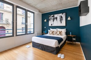 Room - Sweett | Milan I - Two Bedroom Apartment, Sleeps 6 (Paris)