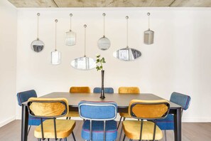 Dining - Sweett | Milan V - Three Bedroom Apartment, Sleeps 8 (Paris)