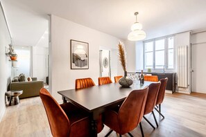 Dining - Sweett | Ponthieu III (Paris)
