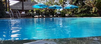 Sama's Cottages and Villas