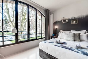 3 chambres, fer et planche à repasser, Wi-Fi gratuit, draps fournis