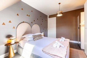 4 Schlafzimmer, Bügeleisen/Bügelbrett, kostenloses WLAN, Bettwäsche