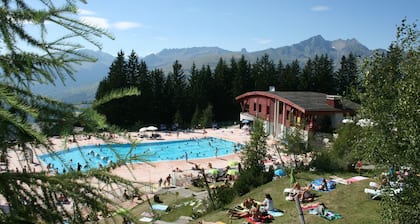 Arcs 1800, charming studio 4 people, south-west expo, terrace, panoramic view.