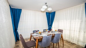 In-room dining - Tala Villa Hisaronu 2 (Fethiye)