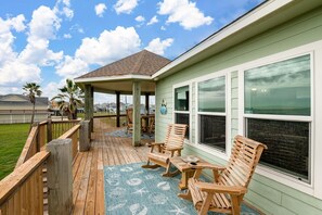 House, 2 Bedrooms | Property grounds