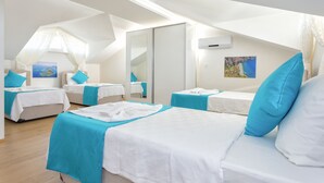 3 bedrooms, in-room safe, desk, iron/ironing board - Tala Villa Calis 2 (Fethiye)