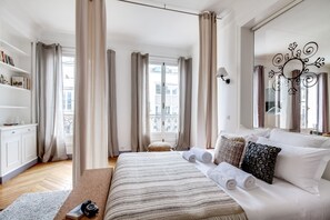 3 bedrooms, iron/ironing board, free WiFi, bed sheets