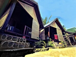 Deluxe Bungalow | Terrace/patio - Gili Bong (Gili Trawangan)