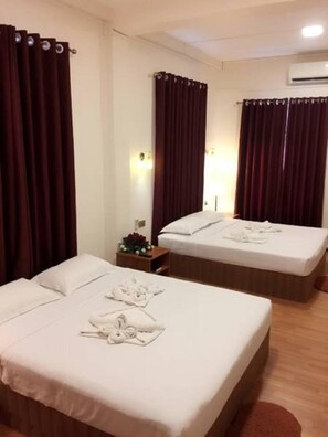 Premium bedding, minibar, desk, free WiFi - bh Hotel (Taunggyi)