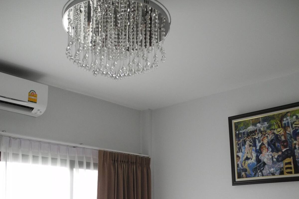 Double Room | Desk, rollaway beds (surcharge), WiFi (free), bed sheets