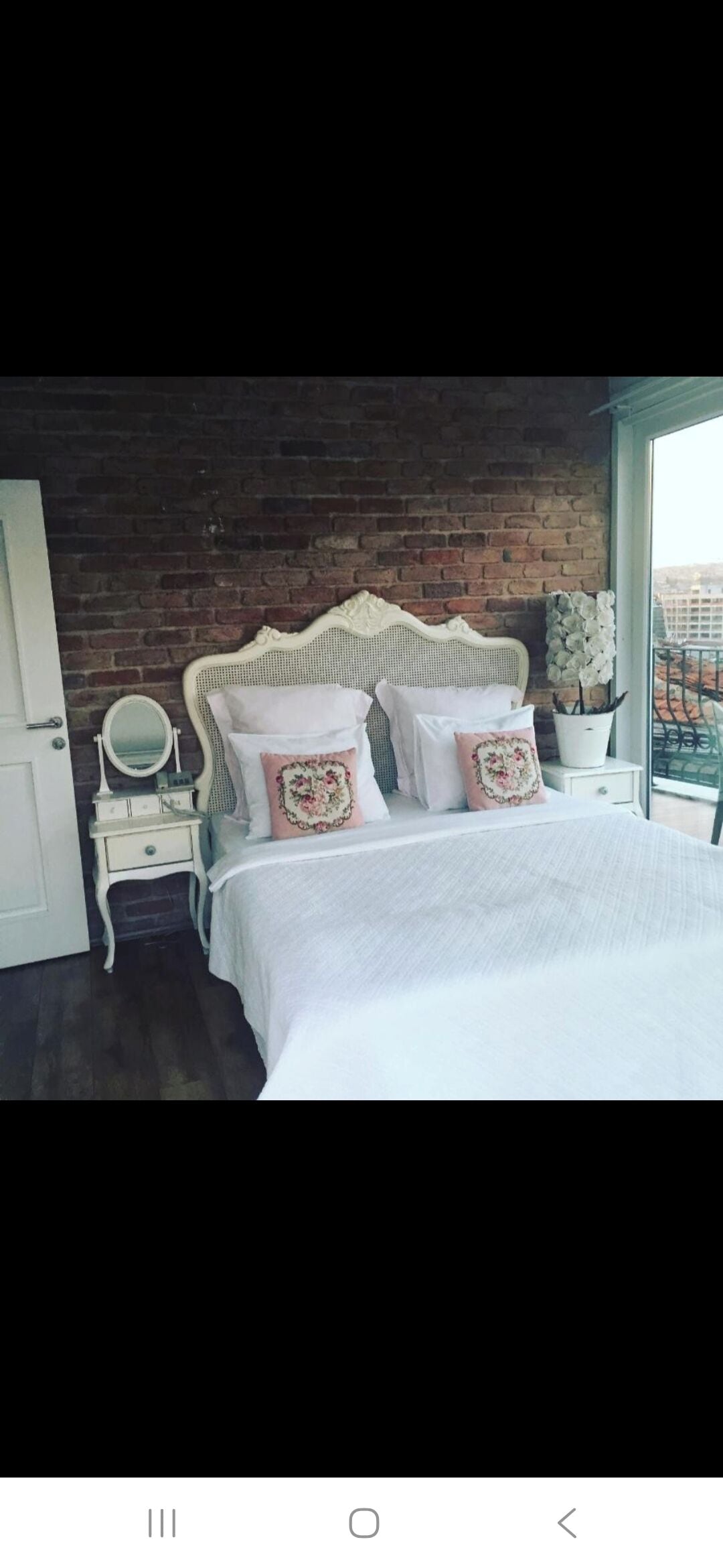 Suite Room with Terrace | Minibar, Zimmersafe, Schreibtisch, schallisolierte Zimmer