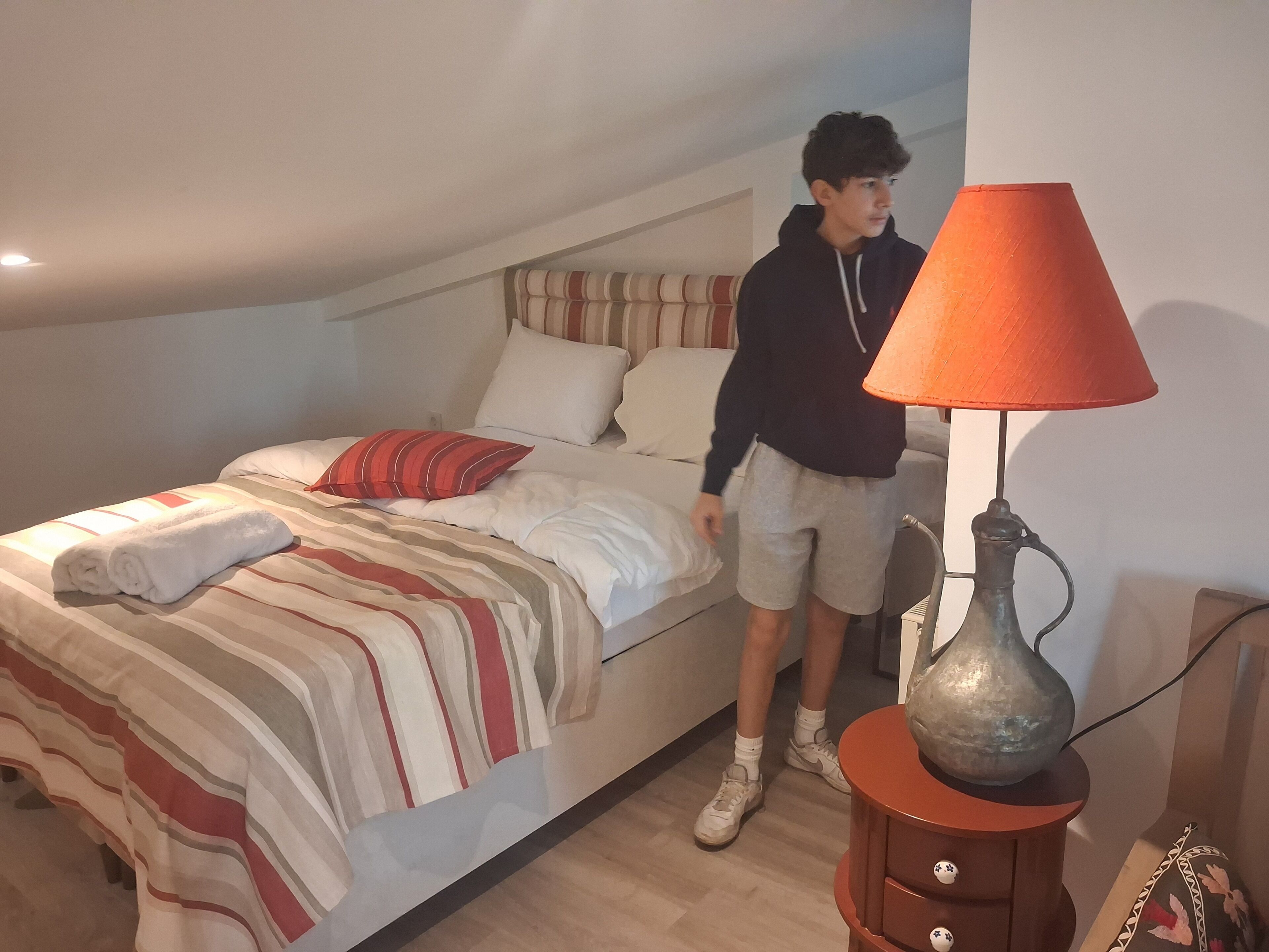 Deluxe-Studio, 1 Doppelbett, eigenes Bad, Gartenblick | Minibar, Zimmersafe, Schreibtisch, schallisolierte Zimmer