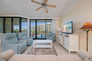 TV, stereo - RELAX in the LAZY RIVER! 2 Bedroom Phoenix on the Bay 1229! (Orange Beach)