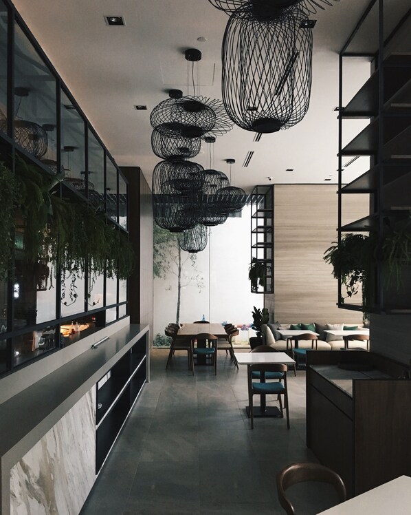 Breakfast, lunch, dinner served; international cuisine - Tribeca Serviced Suites Bukit Bintang, managed by Federal Hotels International (Kuala Lumpur)