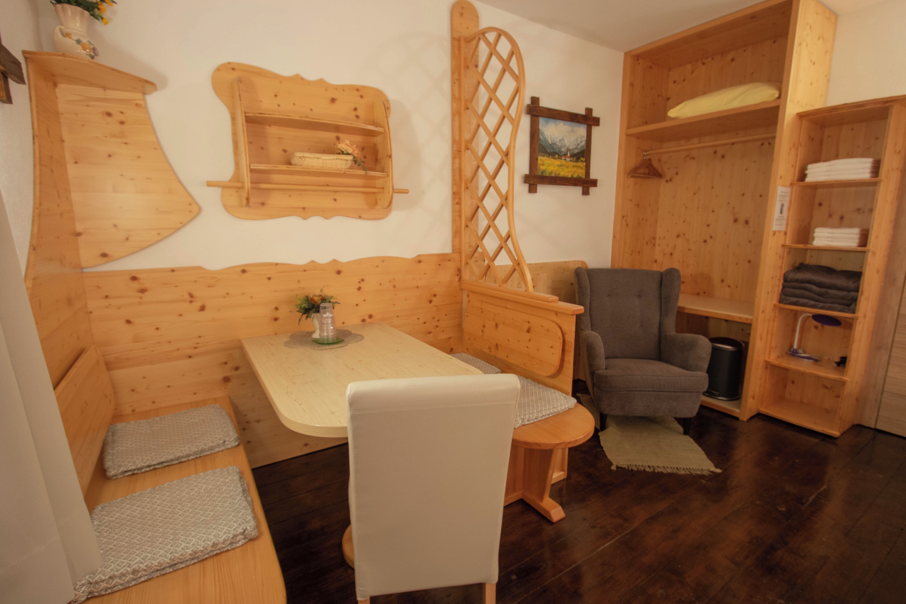 Basic Quadruple Room, 1 Bedroom, Mountain View, Mountainside | Iron/ironing board, free WiFi, bed sheets