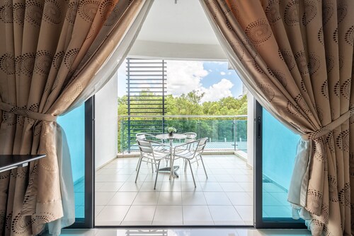 Spacious Three Bedroom Condo Cyberjaya