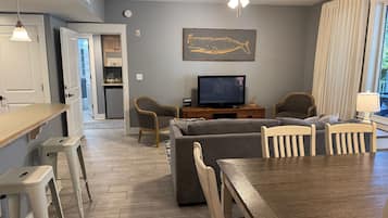 Smart TV, fireplace, DVD player, video library