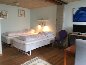 Sistema de insonorización, wifi gratis y ropa de cama