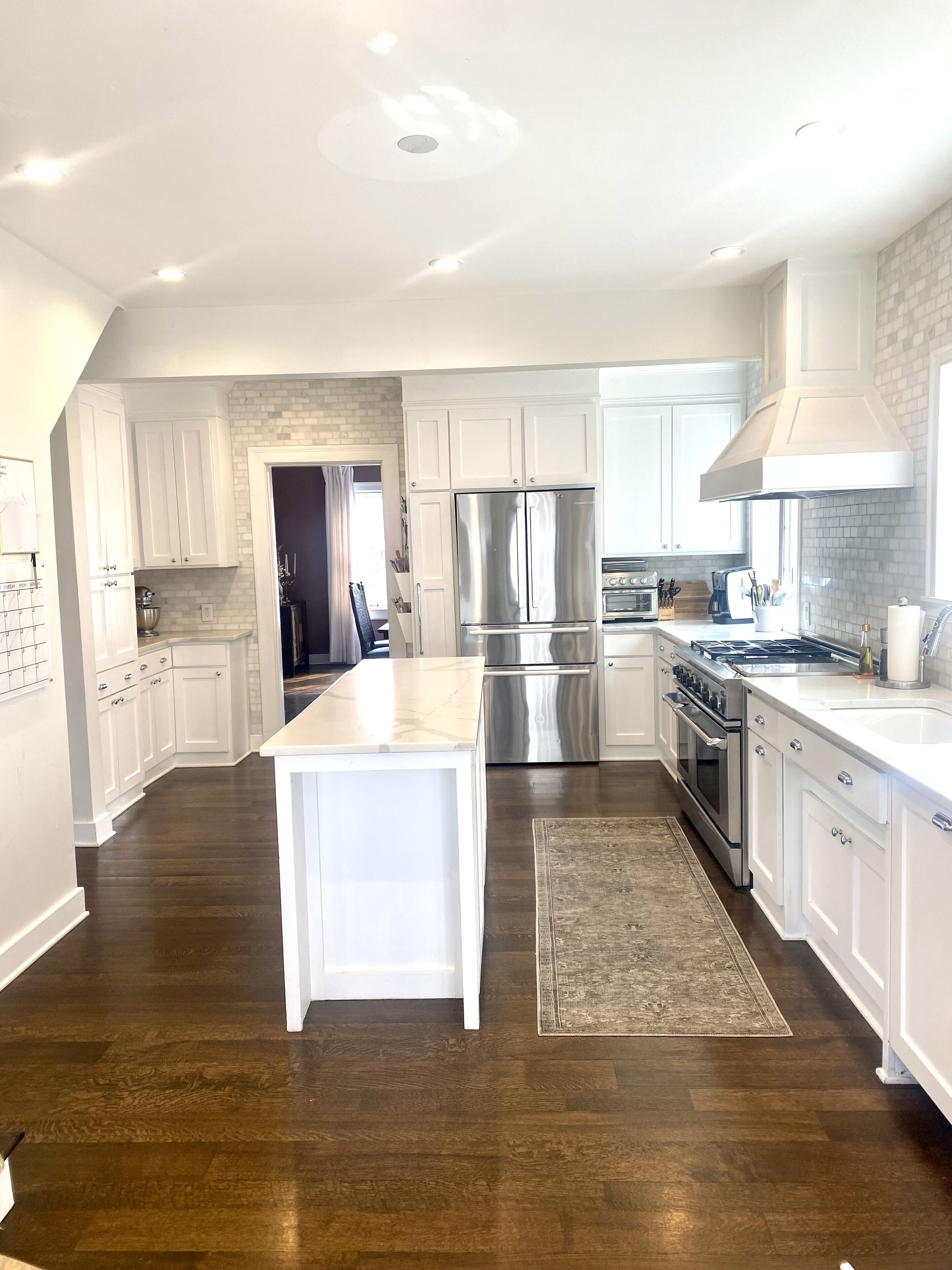 ثلاجة، ميكروويف، فرن، موقد طهي مسطح