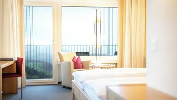 Desk, iron/ironing board, free WiFi, bed sheets