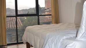 Unclassified image, 5 of 31, button - Apu Wasi (Cusco)