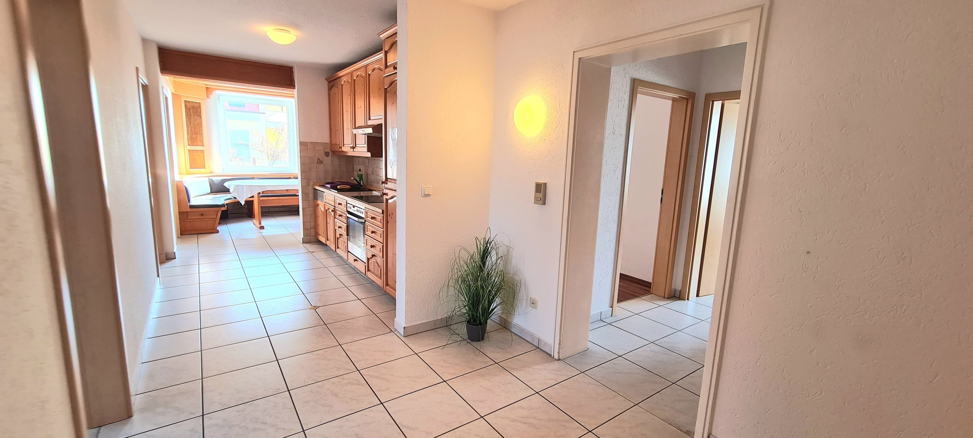 basic apartment, 4 bedrooms, kitchen | private kitchen