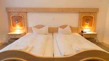 Double Room (Basement) | Hypo-allergenic bedding, free WiFi, bed sheets