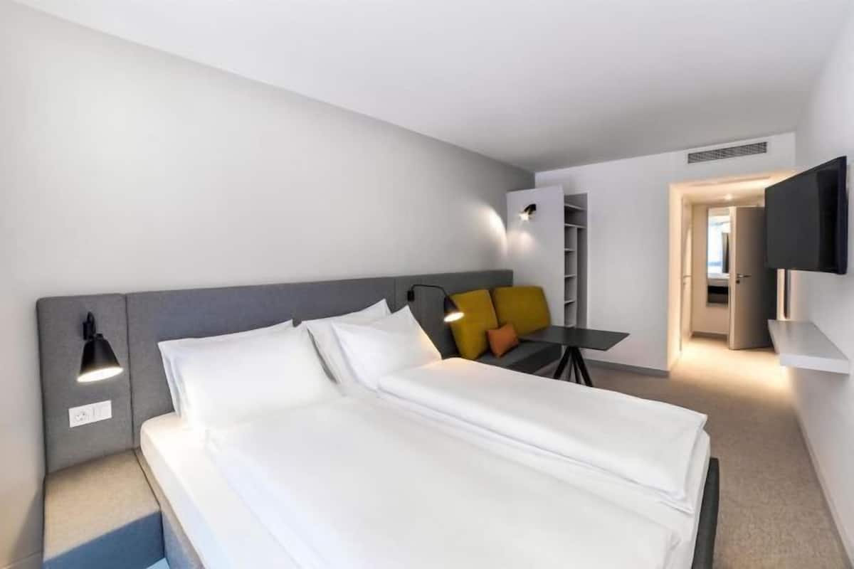 1 bedroom, in-room safe, soundproofing, iron/ironing board