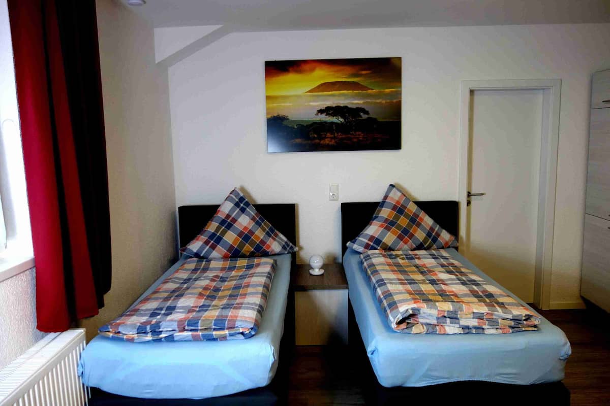 Business Double Room, Terrace, Ground Floor (Apt 6&8)