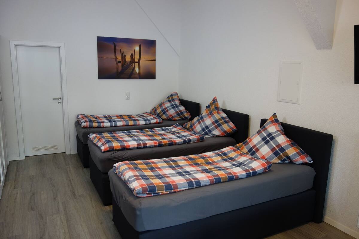 Team Apartment | Ropa de cama de alta calidad y escritorio 