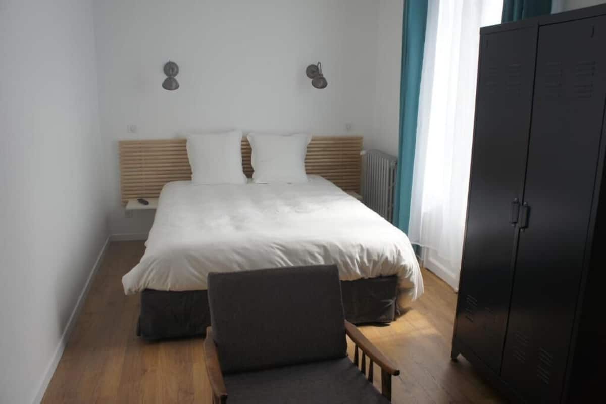 superior studio suite | premium bedding, individually decorated, individually furnished, desk