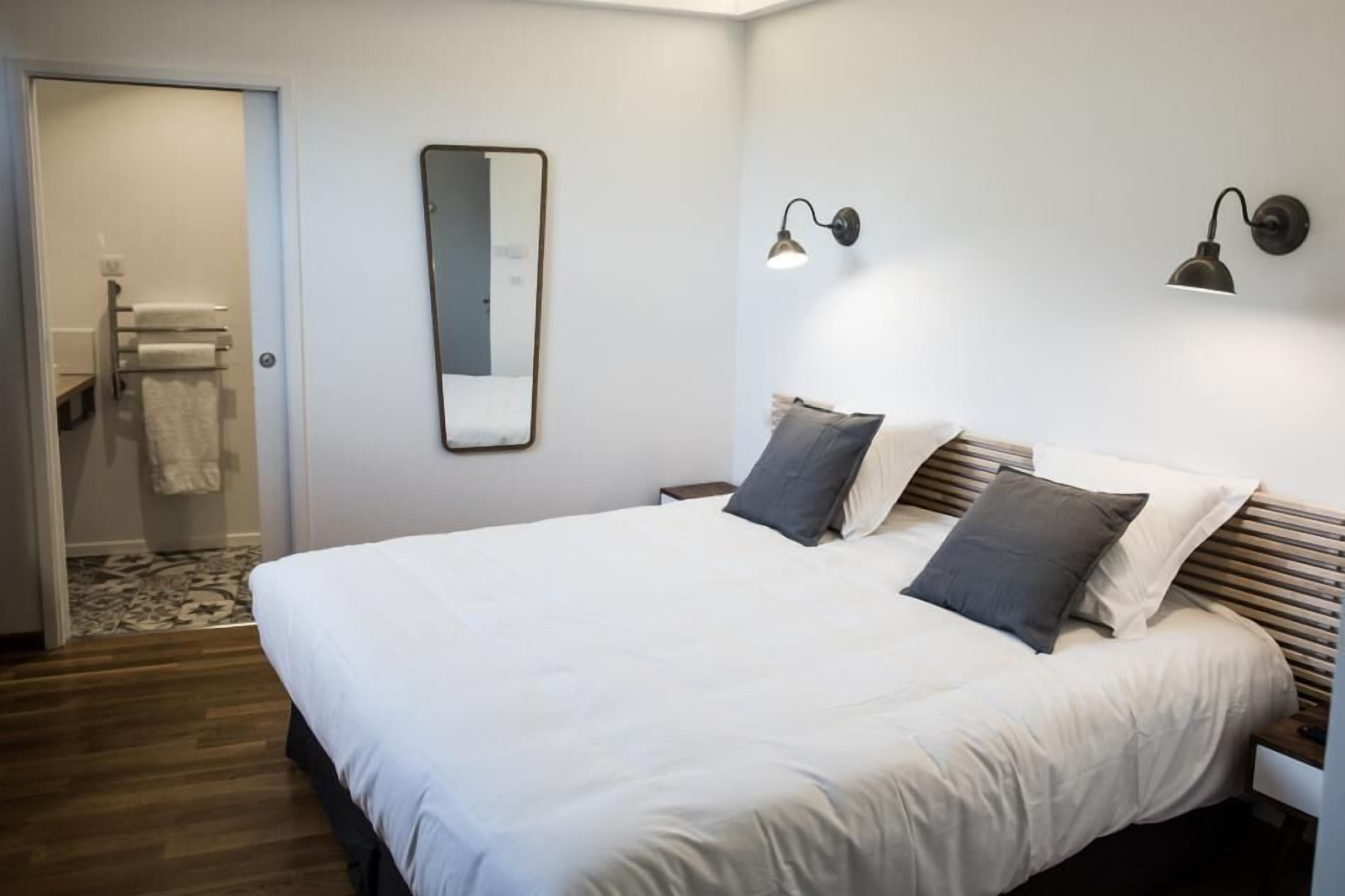 comfort double room | premium bedding, individually decorated, individually furnished, desk