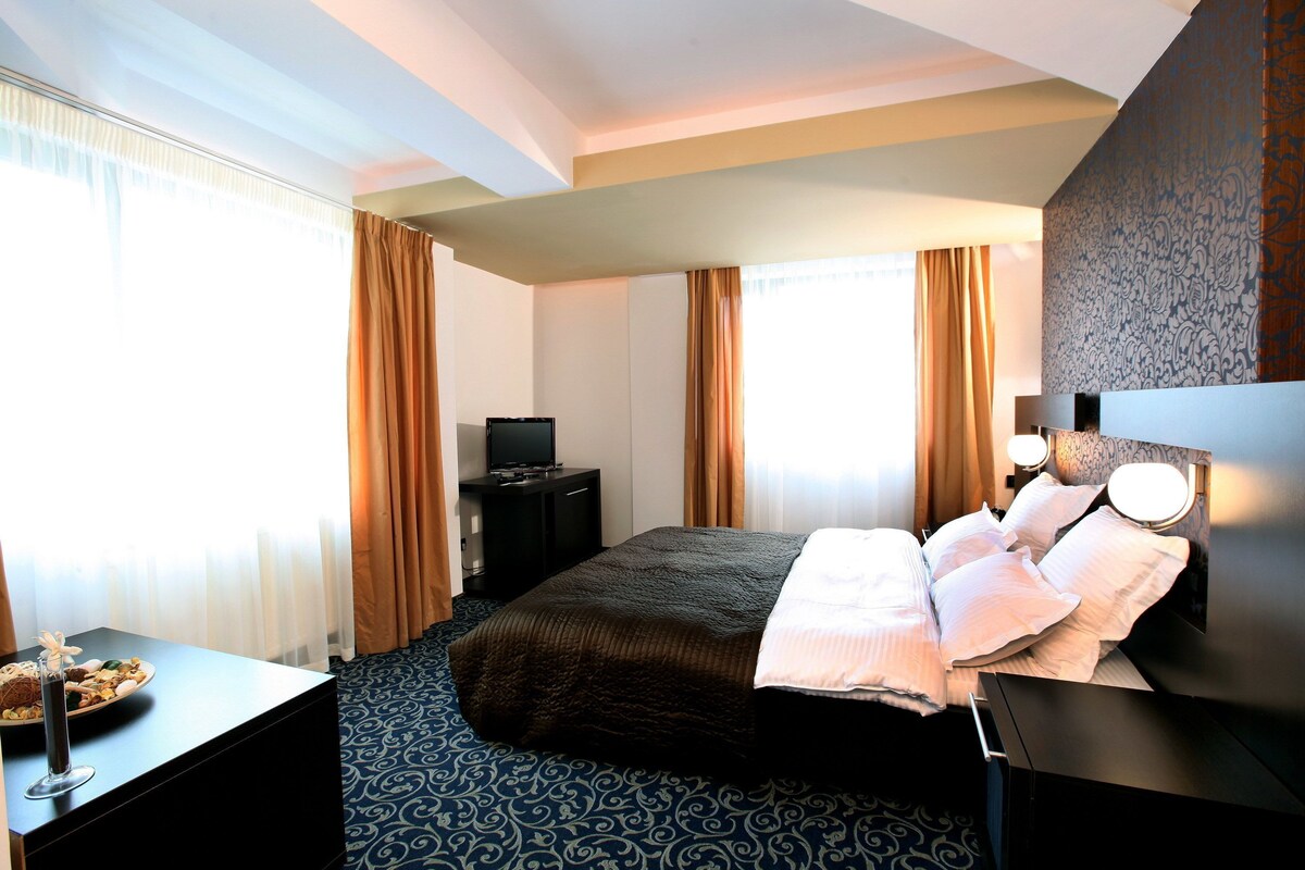 Minibar, Schreibtisch, schallisolierte Zimmer, Bügeleisen/Bügelbrett