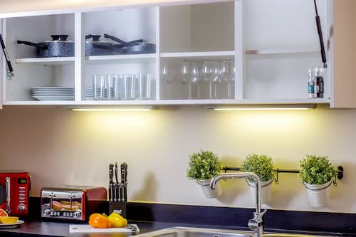Apartment, 2 Schlafzimmer, mit Bad (The President ) | Eigene Küche | Großer Kühlschrank, Mikrowelle, Ofen, Herdplatte